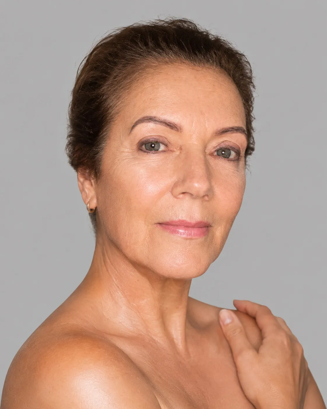 Line Smoothing Facial at Essência Skin